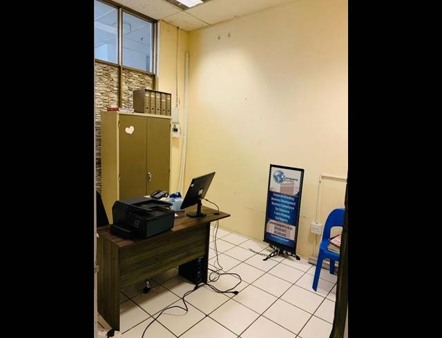 BUSINESS PROPERTY TO RENT IN GERMISTON CENTRAL